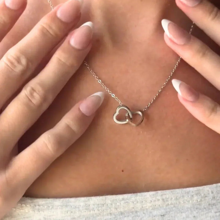 Coffret Rose Éternelle avec Collier Gravé
