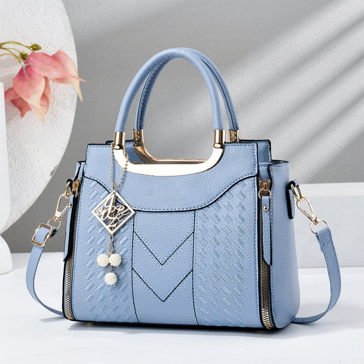 ⏰ Sac Femme Matelassé en V – Finitions Dorées 🌸
